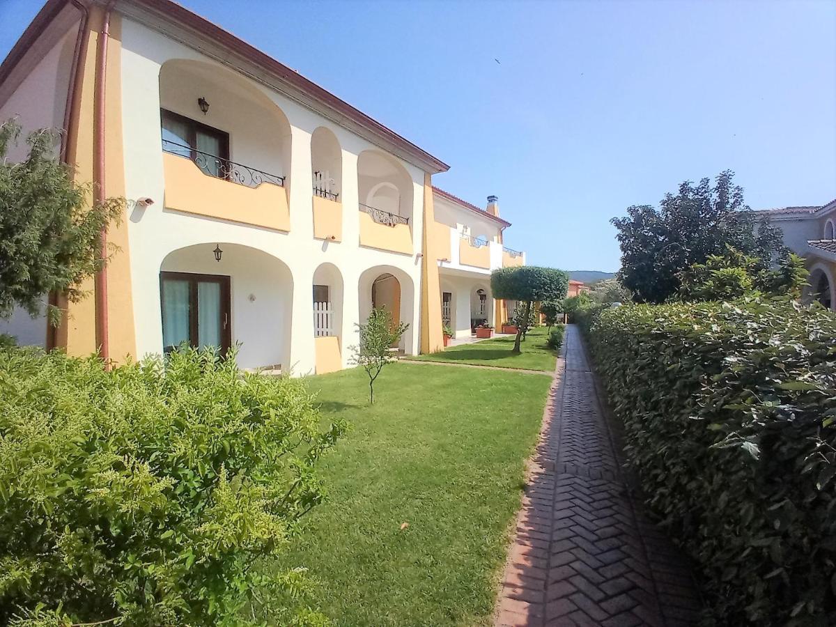בודוני Case Vacanze San Silvestro מראה חיצוני תמונה