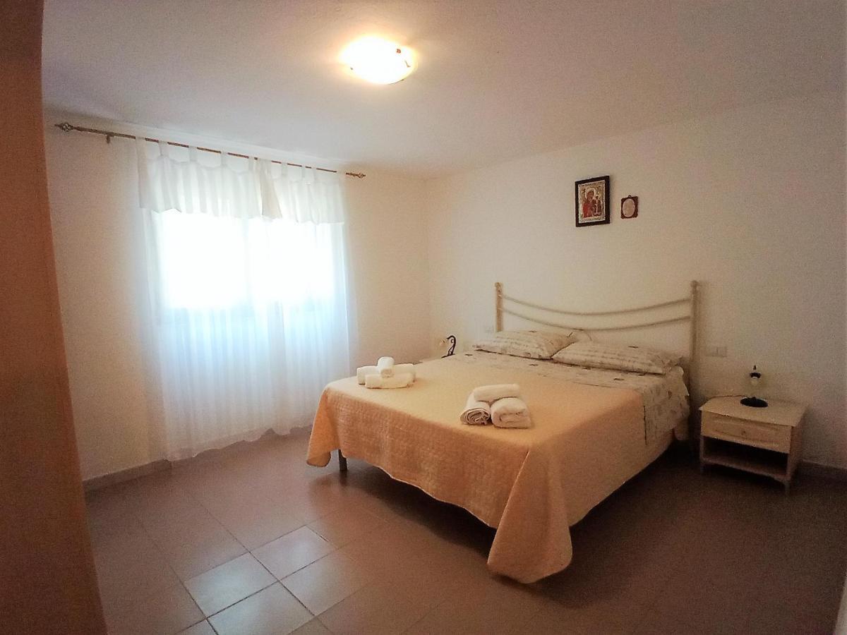 בודוני Case Vacanze San Silvestro מראה חיצוני תמונה